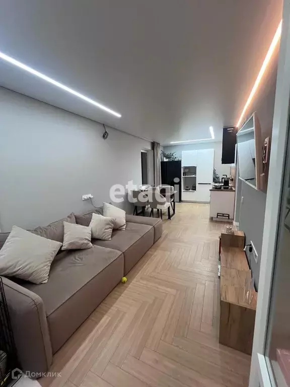Продаётся 2-к квартира, 55.7 м - Фото 1