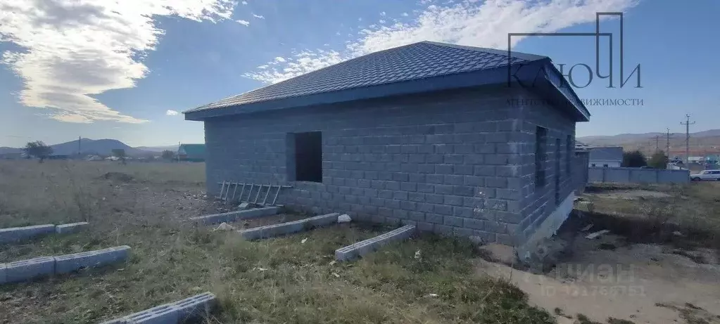 Дом в Башкортостан, Абзелиловский район, Аскаровский сельсовет, с. ... - Фото 2