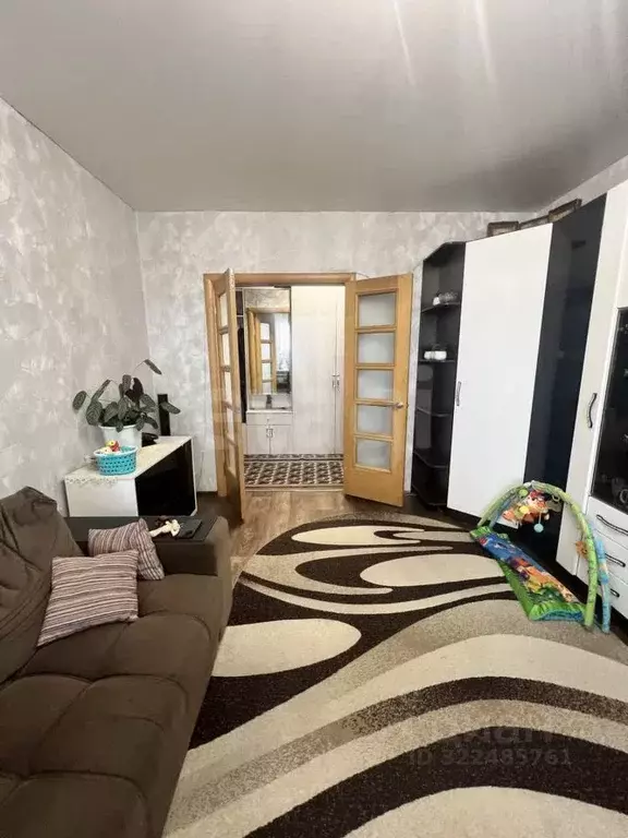 3-к кв. Брянская область, Брянск ул. Медведева, 13 (63.5 м) - Фото 1