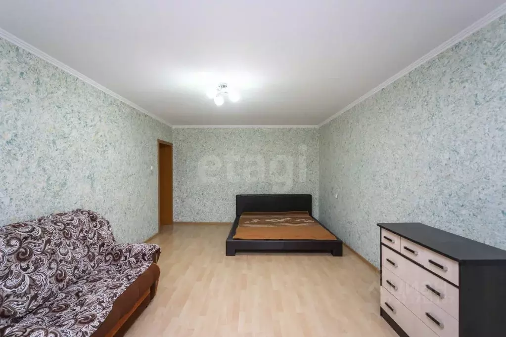 1-к кв. Тюменская область, Тюмень 6-й мкр, ул. Валерии Гнаровской, ... - Фото 1