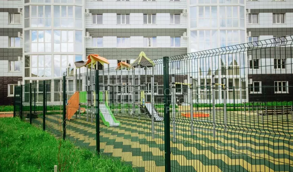 3-к кв. Ханты-Мансийский АО, Ханты-Мансийск Красногвардейская ул., 42 ... - Фото 1