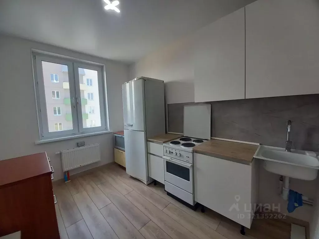 1-к кв. Тюменская область, Тюмень ул. Героев Космоса, 13к1 (34.0 м) - Фото 1