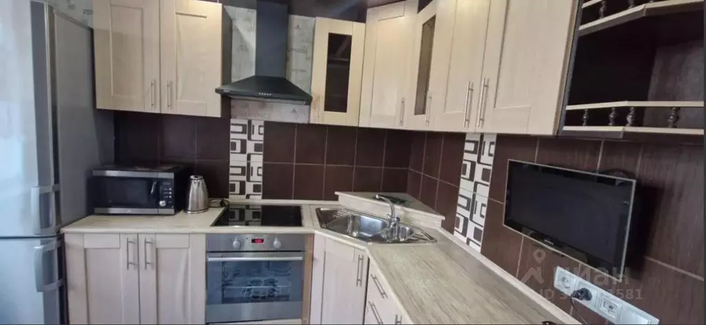 3-к кв. Белгородская область, Старый Оскол Лесной мкр, 17 (65.0 м) - Фото 2