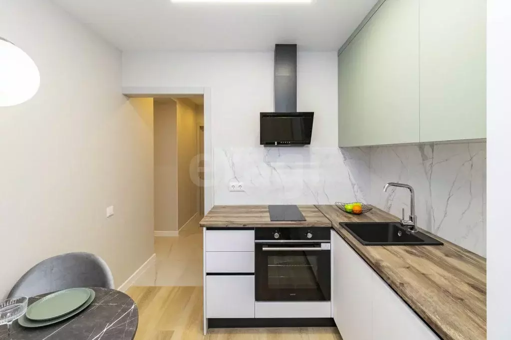 2-к кв. Тюменская область, Тюмень ул. Немцова, 41 (49.1 м) - Фото 1