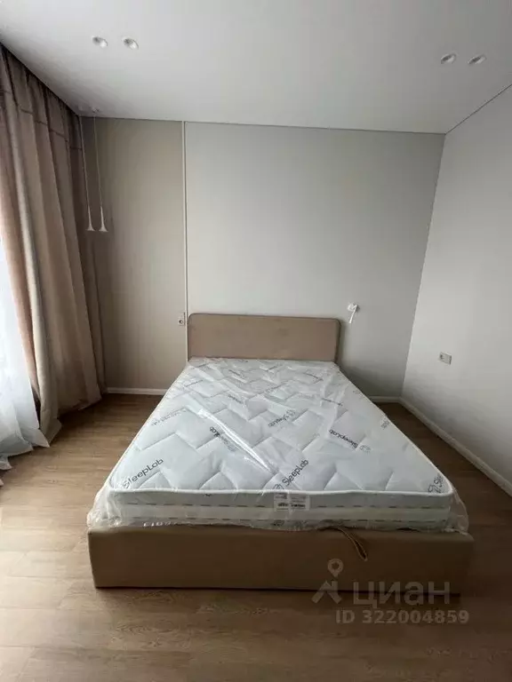 1-к кв. Свердловская область, Екатеринбург наб. Олимпийская, 13 (72.0 ... - Фото 2