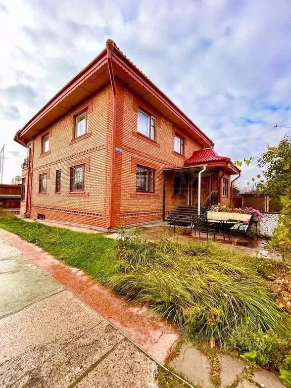 Коттедж в Белгородская область, Старооскольский городской округ, с. ... - Фото 0