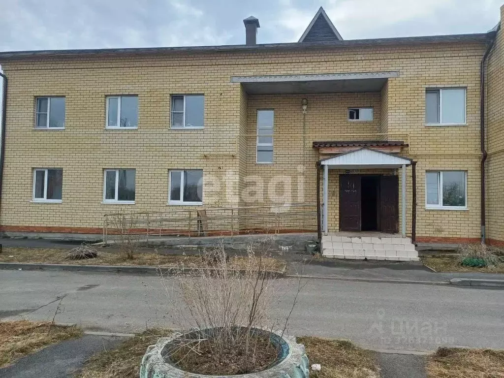 3-к кв. Тюменская область, Ялуторовский муниципальный округ, с. ... - Фото 1