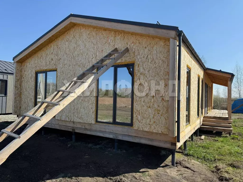 Дом в Новосибирская область, Новосибирский район, Березовский ... - Фото 1