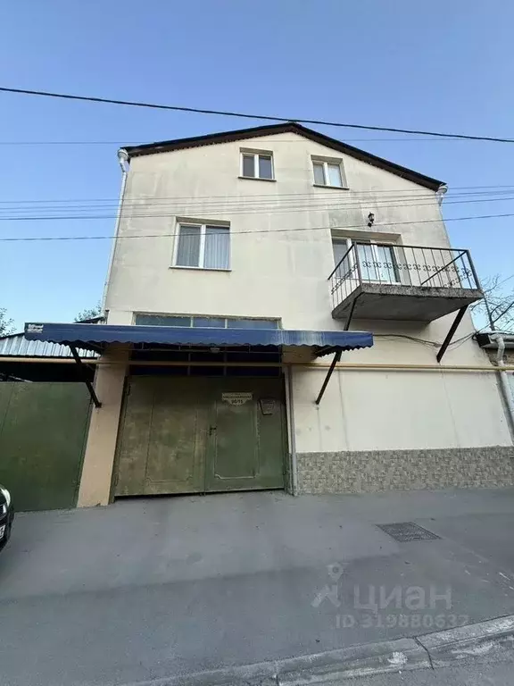 Дом в Крым, Симферополь ул. Краснознаменная (160 м) - Фото 1