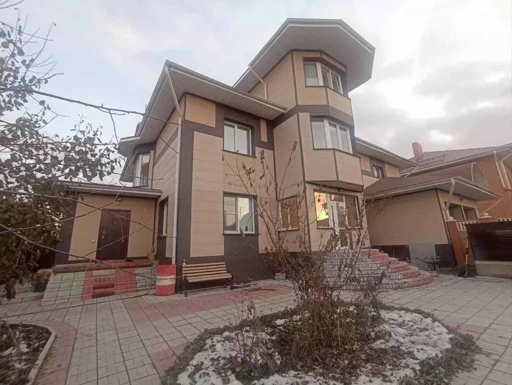 Коттедж в Новосибирская область, Бердск пер. Хрустальный, 3 (410 м) - Фото 1