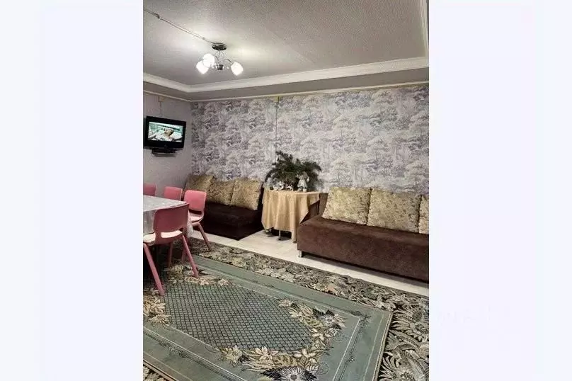 Дом в Иркутская область, Иркутский муниципальный округ, Листвянка рп ... - Фото 1