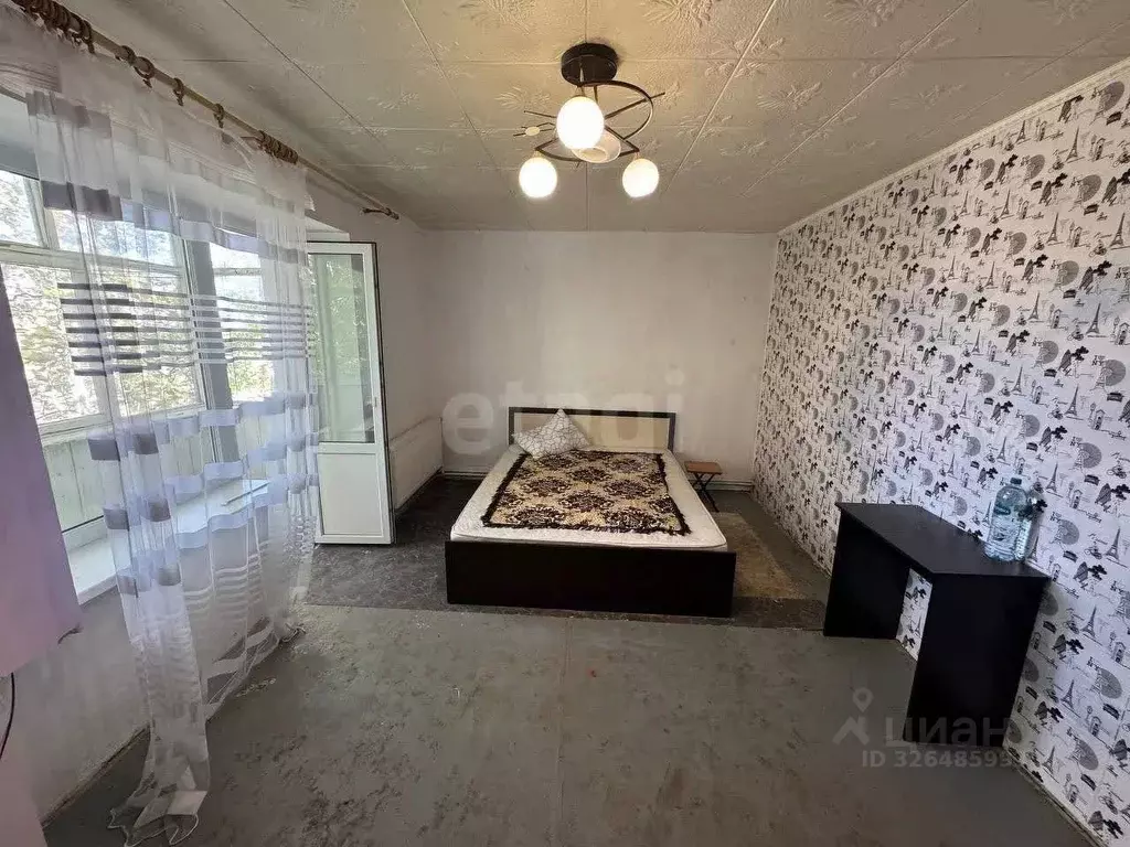 1-к кв. Крым, Симферополь ул. Эскадронная (36.0 м) - Фото 2