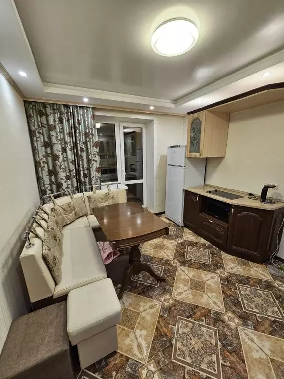 1-к кв. Омская область, Омск Пригородная ул., 23 (40.0 м) - Фото 1