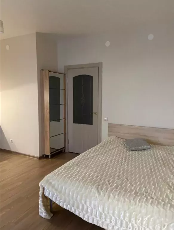 Свободной планировки кв. Татарстан, Казань проезд Яраткан, 4А (30.0 м) - Фото 1