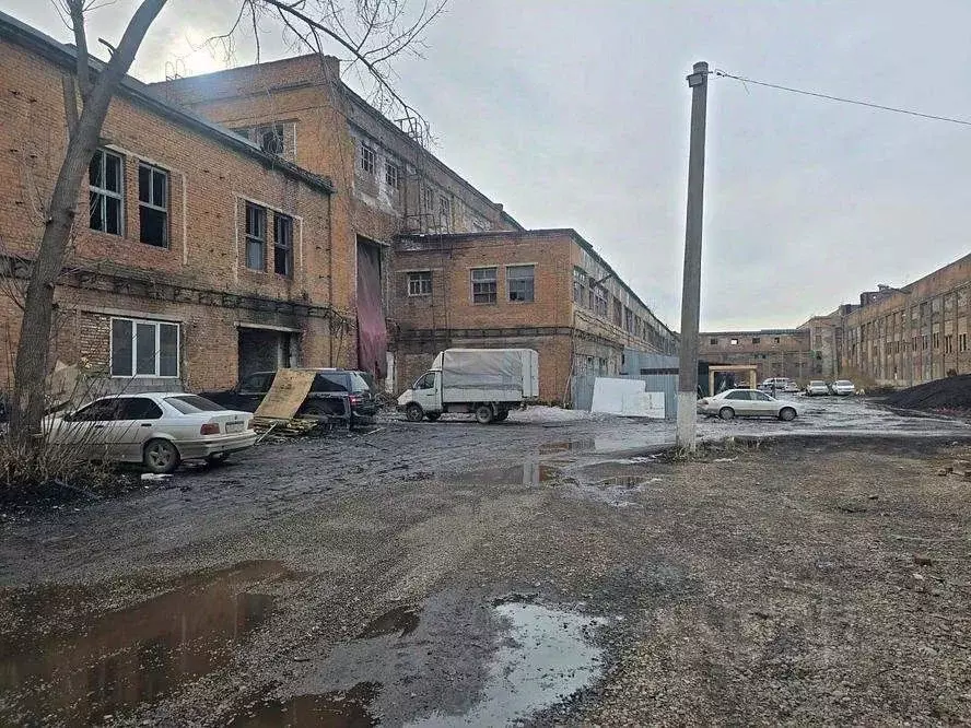 Помещение свободного назначения в Красноярский край, Красноярск ул. 26 ... - Фото 1