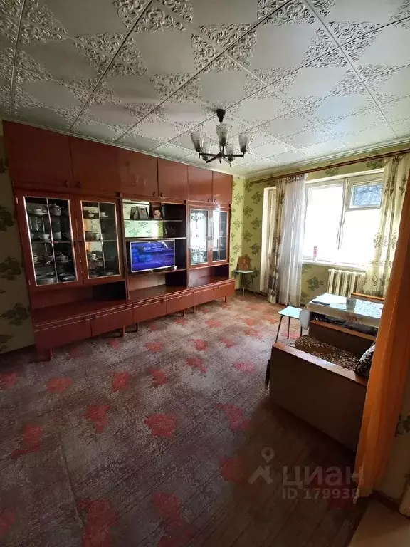 3-к кв. Саратовская область, Саратов Южная ул., 40 (59.0 м) - Фото 0