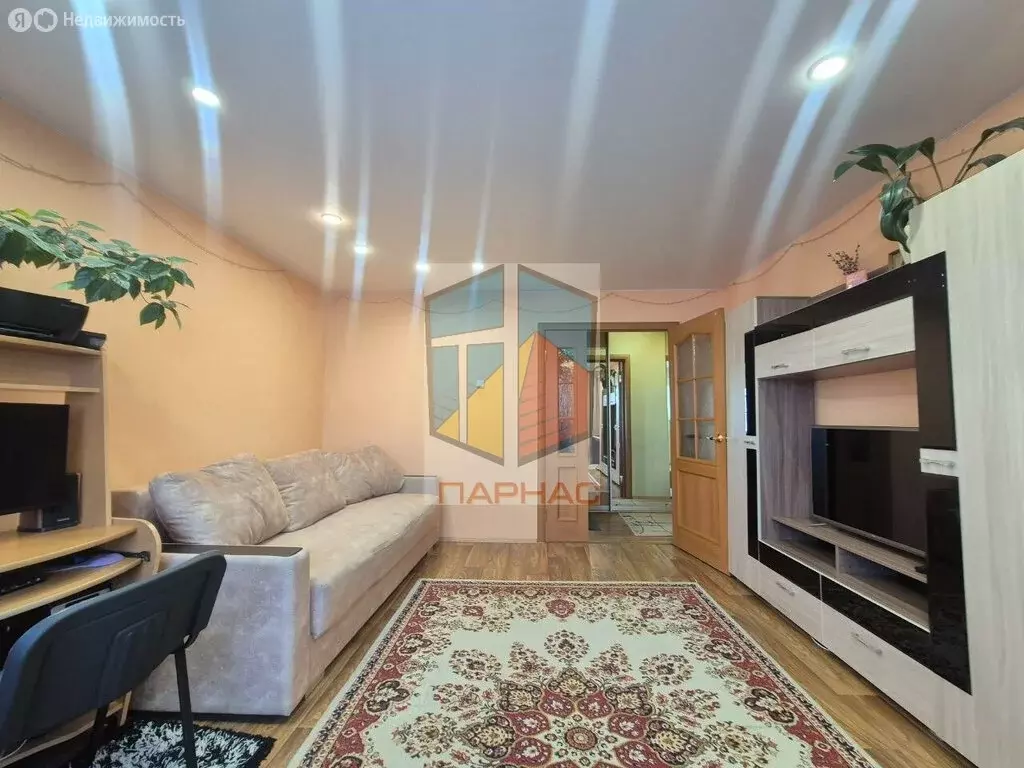 3-комнатная квартира: Краснотурьинск, улица Ленина, 88 (57.9 м) - Фото 2