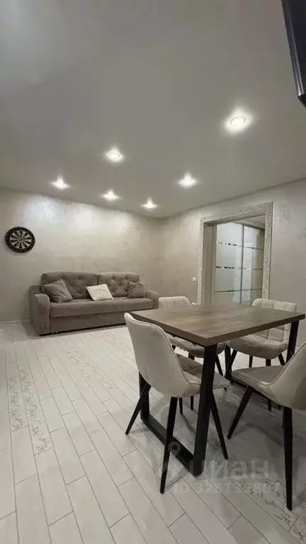 3-к кв. Самарская область, Тольятти ул. 40 лет Победы, 17В (68.0 м) - Фото 1