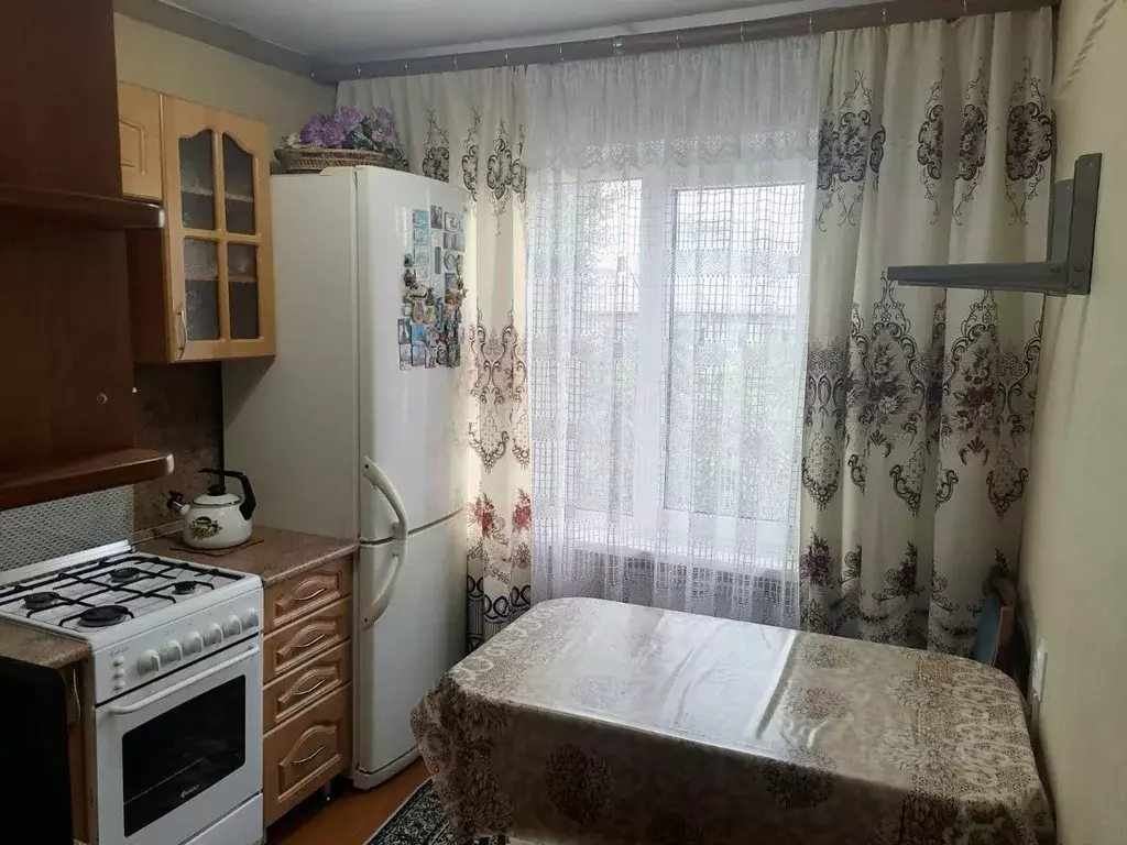 3-к кв. Волгоградская область, Волгоград ул. Жолудева, 24 (58.9 м) - Фото 0