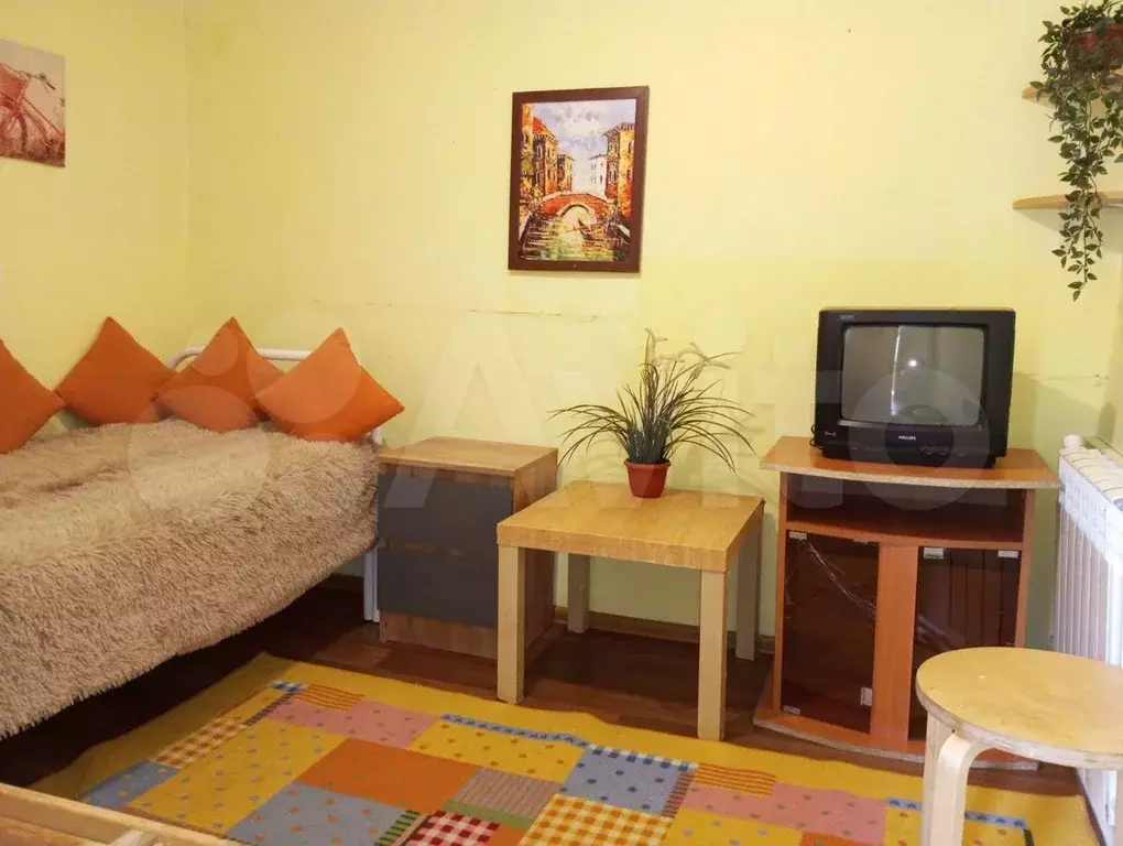 Комната 12 м в 3-к., 2/3 эт. - Фото 1