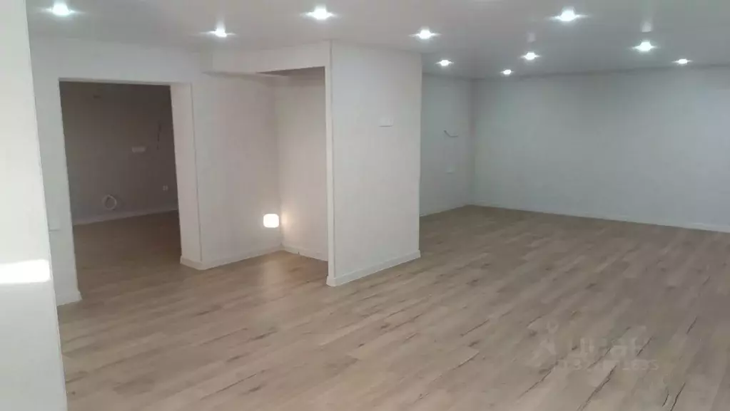 1-к кв. Волгоградская область, Волгоград ул. Маршала Еременко, 44 ... - Фото 1