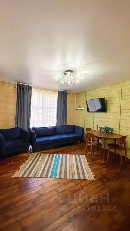 Дом в Карачаево-Черкесия, Зеленчукский район, с. Архыз ул. Софийская, ... - Фото 1