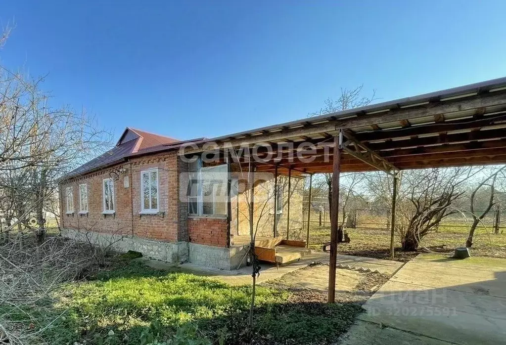 Дом в Краснодарский край, Крымск Кривая ул., 10 (70 м) - Фото 0