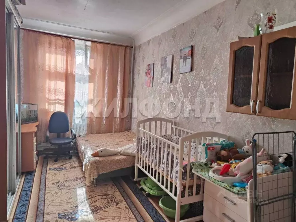 Комната Новосибирская область, Новосибирск ул. Ватутина, 4 (18.1 м) - Фото 1