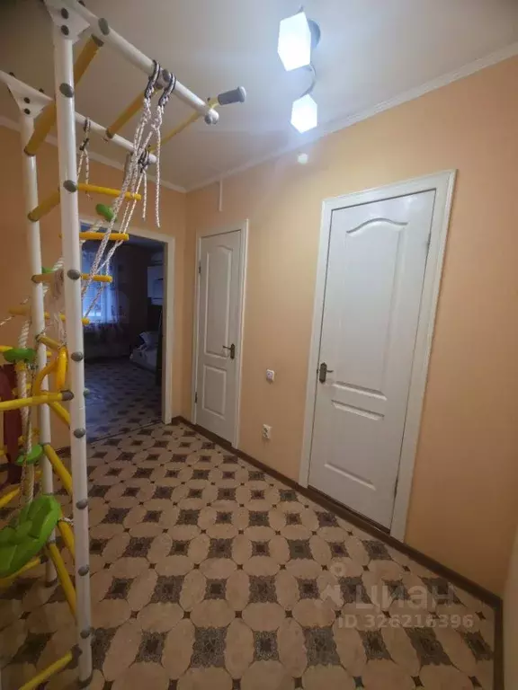 2-к кв. Крым, Щелкино Ленинский район, пл. Крымской весны (56.0 м) - Фото 0