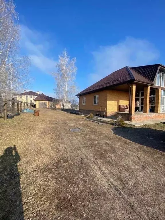 Коттедж в Белгородская область, Старооскольский городской округ, с. ... - Фото 0