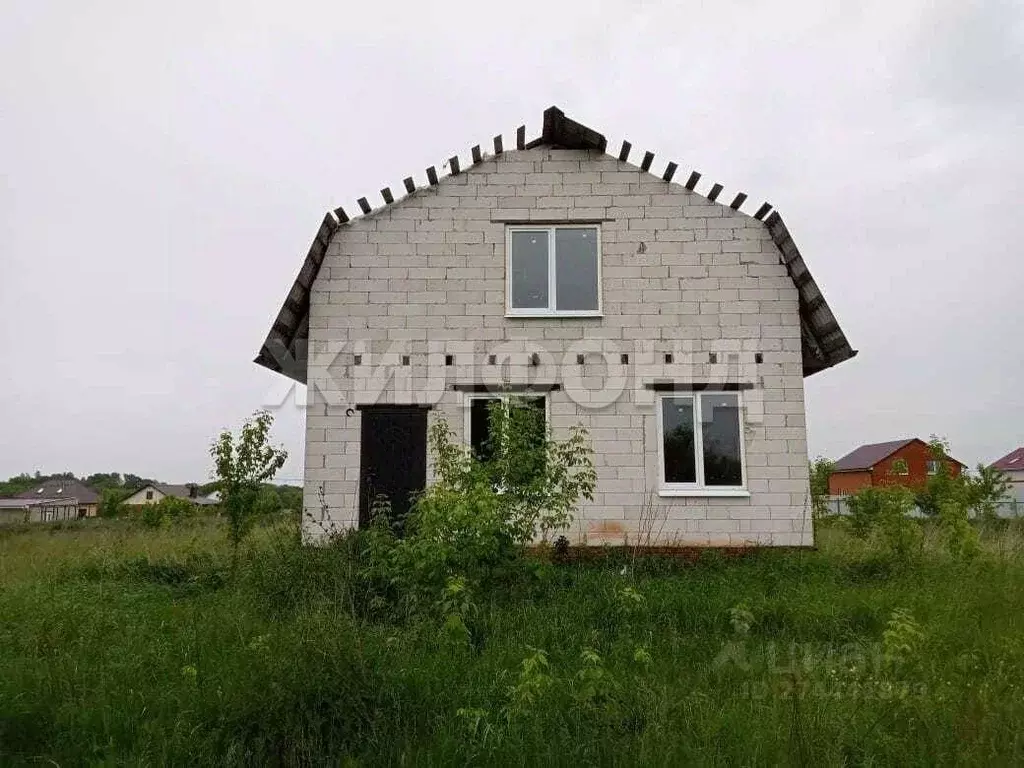 Дом в Белгородская область, Корочанский район, Мелиховское с/пос, с. ... - Фото 2