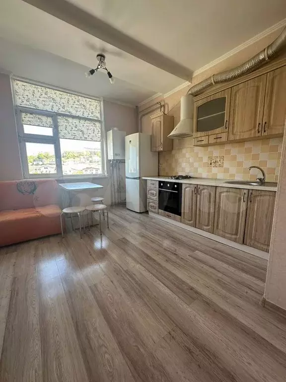 1-к. квартира, 45 м, 4/10 эт. - Фото 1