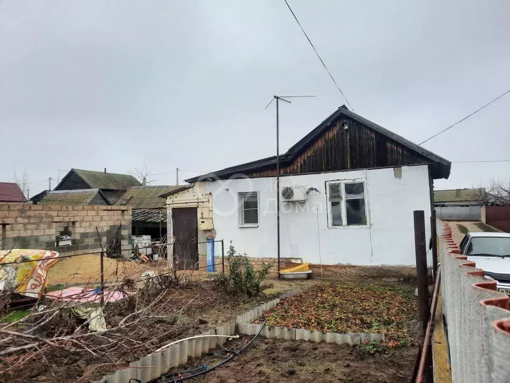 Дом в Волгоградская область, Дубовка Крестьянская ул. (38 м) - Фото 1