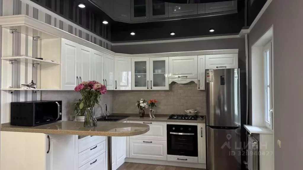 4-к кв. Астраханская область, Астрахань ул. Софьи Перовской, 91 (137.4 ... - Фото 2