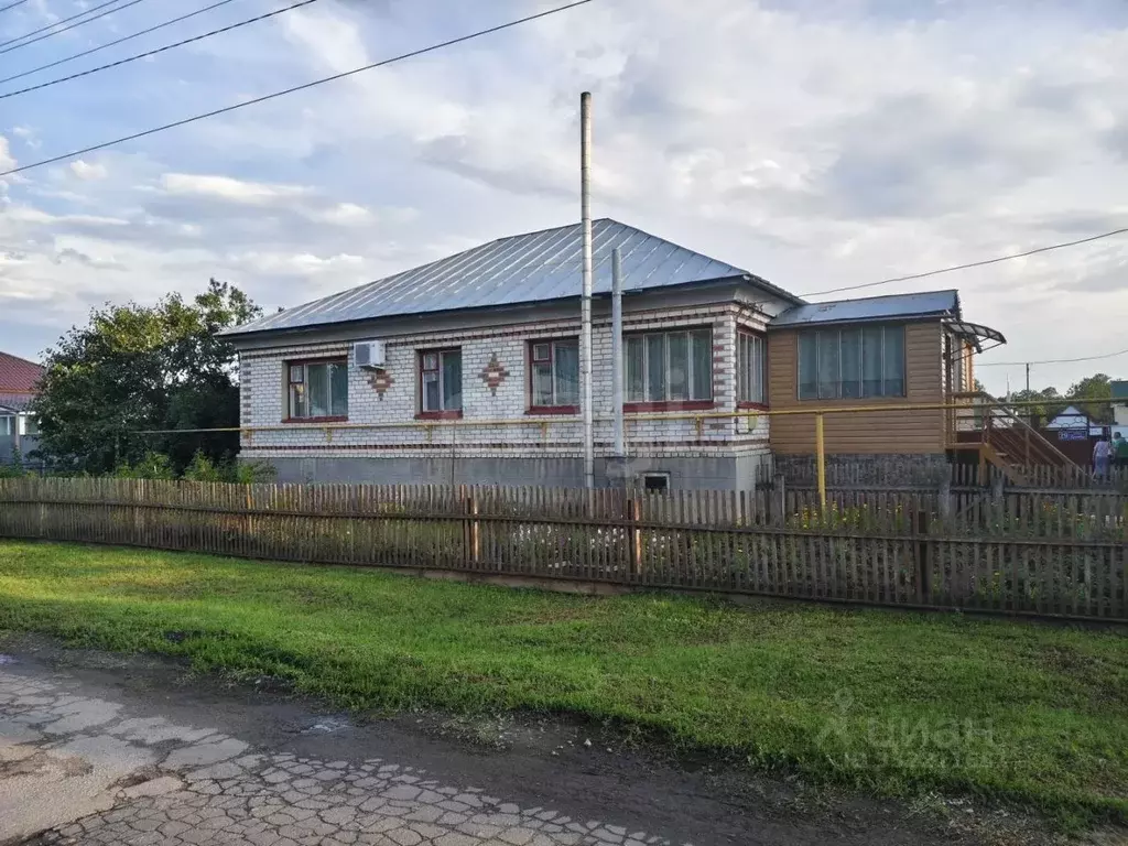 Дом в Воронежская область, Грибановский пгт ул. Дружбы, 29 (121 м) - Фото 1