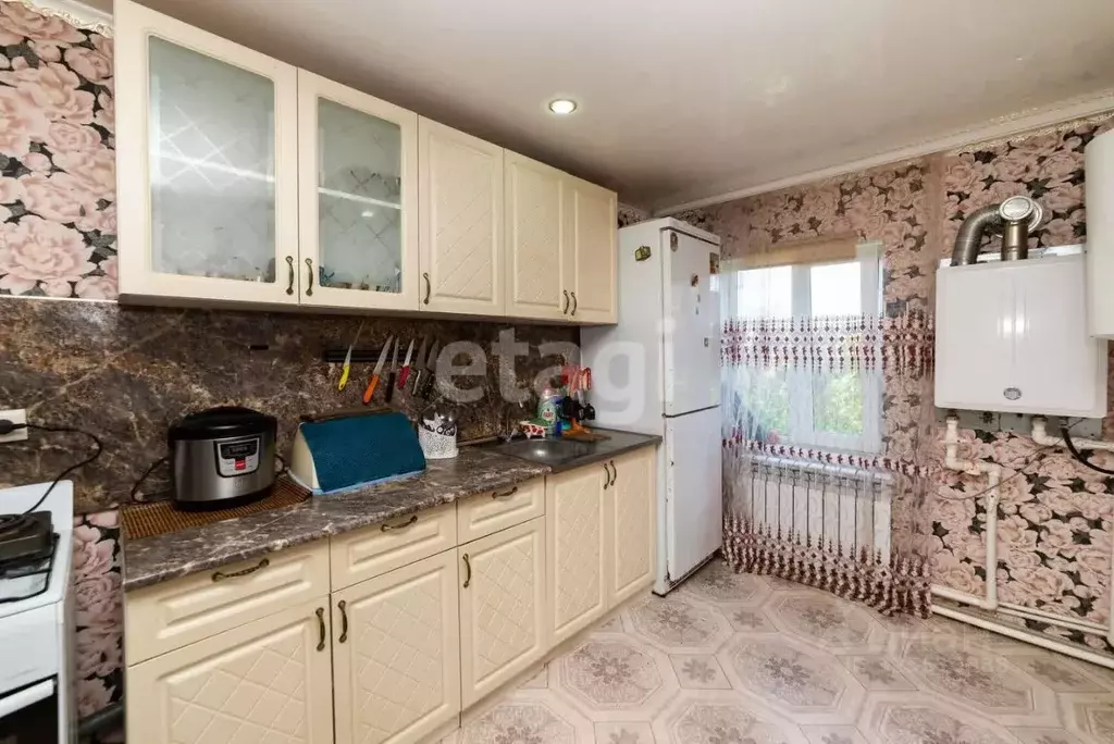 Дом в Курганская область, Курган ул. Пугачева, 30 (50 м) - Фото 2