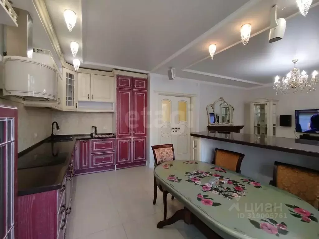 3-к кв. Ханты-Мансийский АО, Сургут Сибирская ул., 11Б (99.0 м) - Фото 0