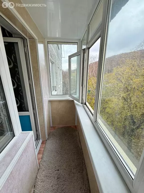 1-комнатная квартира: Петропавловск-Камчатский, улица Кирдищева, 5 (30 ... - Фото 1