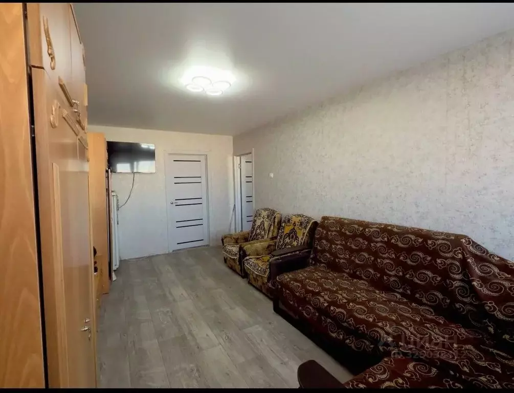 2-к кв. Оренбургская область, Кувандык ул. Маршала Жукова, 2 (43.0 м) - Фото 1