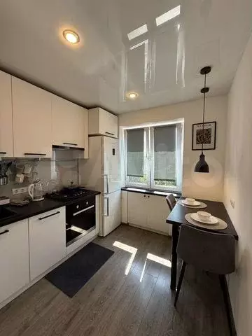 1-к. квартира, 31,9 м, 5/5 эт. - Фото 0