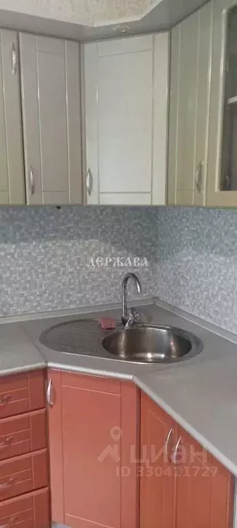 2-к кв. Белгородская область, Старый Оскол Жукова мкр, 22 (49.0 м) - Фото 2