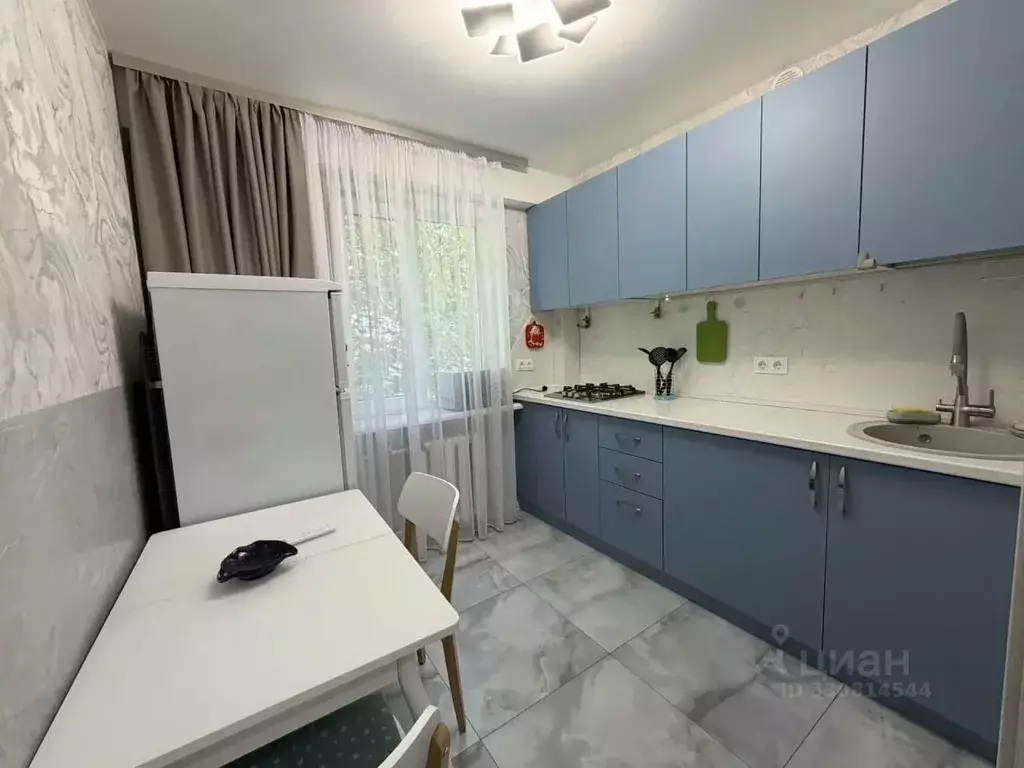 2-к кв. Крым, Симферополь просп. Кирова, 28 (60.0 м) - Фото 2