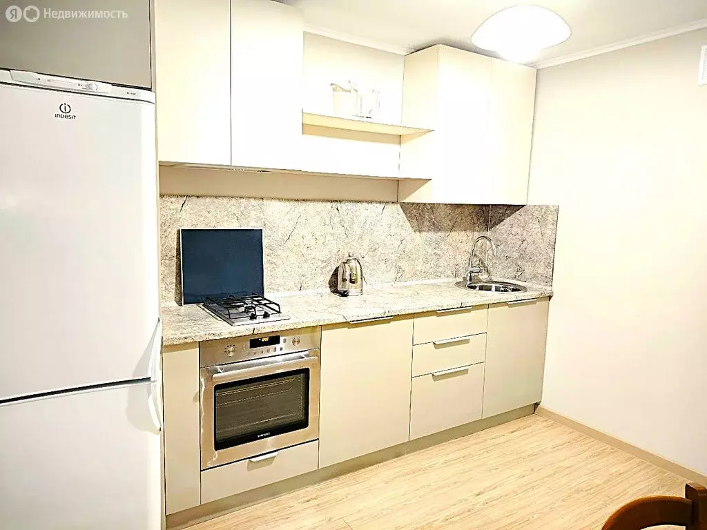 2-комнатная квартира: Сыктывкар, улица Пушкина, 143/1 (57 м) - Фото 1