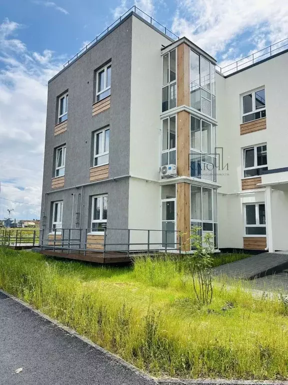 3-к кв. Челябинская область, Магнитогорск ул. Зеленый Лог, 71 (76.41 ... - Фото 1