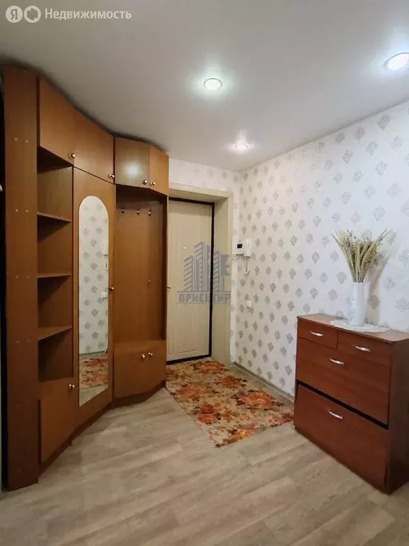 2-комнатная квартира: Новочебоксарск, улица Строителей, 12 (56.1 м) - Фото 1