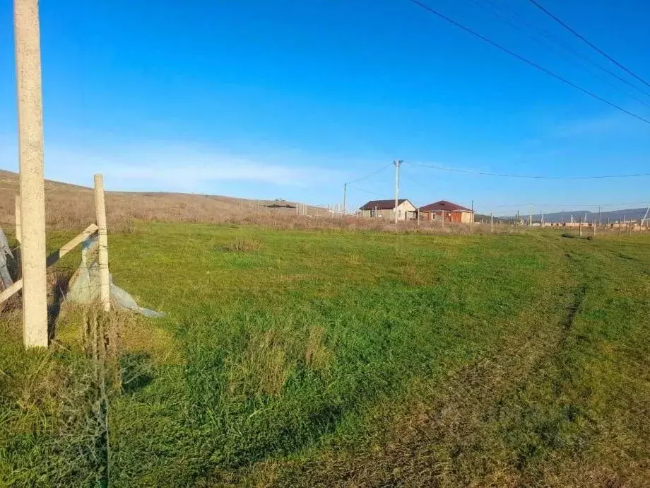 Участок в Крым, Бахчисарайский район, Почтовское с/пос, с. ... - Фото 2