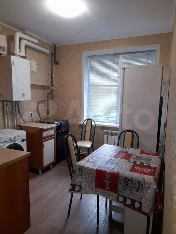 1-к. квартира, 30 м, 1/3 эт. - Фото 0