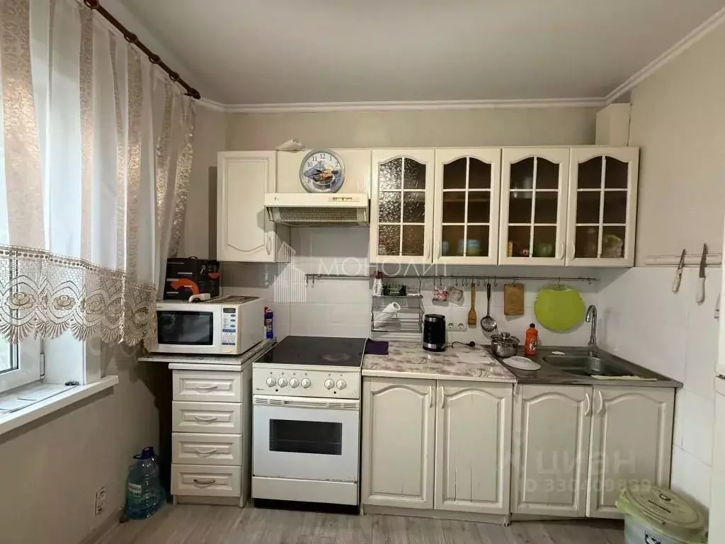 2-к кв. Сахалинская область, Южно-Сахалинск ул. Ленина, 329 (50.0 м) - Фото 1