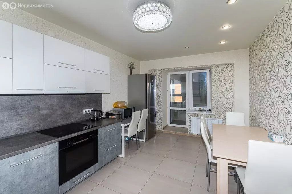 3-комнатная квартира: Иркутск, Красноказачья улица, 74/1 (83.2 м) - Фото 1