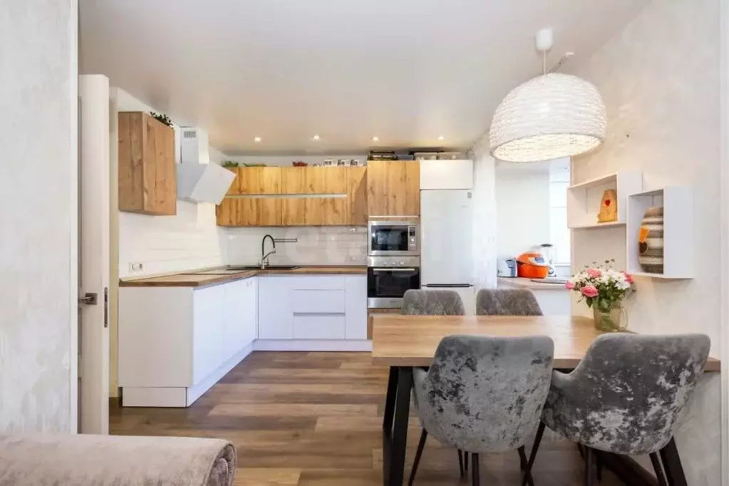 2-к кв. Новосибирская область, Новосибирск ул. Крылова, 71/1 (62.1 м) - Фото 1